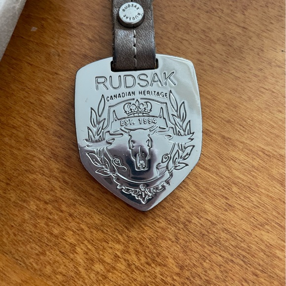 Sac Rudsak - Picture 3 of 6